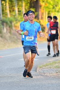 BIB: 6300
                            <button type="button" onclick="openModal(3090329)" class="btn btn-primary btn-sm float-right btn-popup" data-toggle="modal" data-target=".modal-high-quality">
                        <i class="fas fa-shopping-cart"></i> Add to Cart
                    </button>
                                            <button type="button" onclick="isThisMe(3090329, true)" class="btn btn-success btn-sm float-right btn-popup btn-isme hidden" data-toggle="tooltip" data-placement="bottom" title="นี่คือรูปของคุณใช่ไหม คลิกที่นี่เพื่อเอาเข้าอัลบั้ม">
                        <i class="fas fa-plus"></i> Add to album
                    </button>
                    <button type="button" onclick="isThisMe(3090329, false)" class="btn btn-warning btn-sm float-right btn-popup btn-isnotme hidden">
                        <i class="fas fa-ban"></i> Remove from album
                    </button>