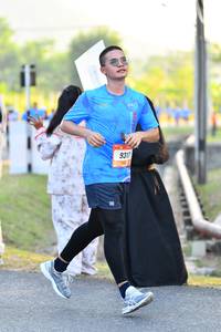 BIB: 
                            <button type="button" onclick="openModal(3093811)" class="btn btn-primary btn-sm float-right btn-popup" data-toggle="modal" data-target=".modal-high-quality">
                        <i class="fas fa-shopping-cart"></i> Add to Cart
                    </button>
                                            <button type="button" onclick="isThisMe(3093811, true)" class="btn btn-success btn-sm float-right btn-popup btn-isme hidden" data-toggle="tooltip" data-placement="bottom" title="นี่คือรูปของคุณใช่ไหม คลิกที่นี่เพื่อเอาเข้าอัลบั้ม">
                        <i class="fas fa-plus"></i> Add to album
                    </button>
                    <button type="button" onclick="isThisMe(3093811, false)" class="btn btn-warning btn-sm float-right btn-popup btn-isnotme hidden">
                        <i class="fas fa-ban"></i> Remove from album
                    </button>