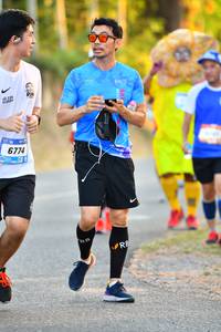 BIB: 6774
                            <button type="button" onclick="openModal(3097500)" class="btn btn-primary btn-sm float-right btn-popup" data-toggle="modal" data-target=".modal-high-quality">
                        <i class="fas fa-shopping-cart"></i> Add to Cart
                    </button>
                                            <button type="button" onclick="isThisMe(3097500, true)" class="btn btn-success btn-sm float-right btn-popup btn-isme hidden" data-toggle="tooltip" data-placement="bottom" title="นี่คือรูปของคุณใช่ไหม คลิกที่นี่เพื่อเอาเข้าอัลบั้ม">
                        <i class="fas fa-plus"></i> Add to album
                    </button>
                    <button type="button" onclick="isThisMe(3097500, false)" class="btn btn-warning btn-sm float-right btn-popup btn-isnotme hidden">
                        <i class="fas fa-ban"></i> Remove from album
                    </button>