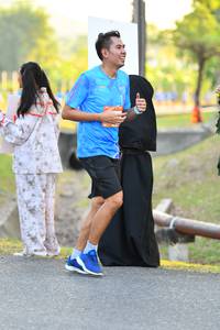 BIB: 
                            <button type="button" onclick="openModal(3090205)" class="btn btn-primary btn-sm float-right btn-popup" data-toggle="modal" data-target=".modal-high-quality">
                        <i class="fas fa-shopping-cart"></i> Add to Cart
                    </button>
                                            <button type="button" onclick="isThisMe(3090205, true)" class="btn btn-success btn-sm float-right btn-popup btn-isme hidden" data-toggle="tooltip" data-placement="bottom" title="นี่คือรูปของคุณใช่ไหม คลิกที่นี่เพื่อเอาเข้าอัลบั้ม">
                        <i class="fas fa-plus"></i> Add to album
                    </button>
                    <button type="button" onclick="isThisMe(3090205, false)" class="btn btn-warning btn-sm float-right btn-popup btn-isnotme hidden">
                        <i class="fas fa-ban"></i> Remove from album
                    </button>