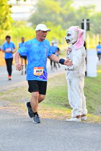 BIB: 8629
                            <button type="button" onclick="openModal(3091149)" class="btn btn-primary btn-sm float-right btn-popup" data-toggle="modal" data-target=".modal-high-quality">
                        <i class="fas fa-shopping-cart"></i> Add to Cart
                    </button>
                                            <button type="button" onclick="isThisMe(3091149, true)" class="btn btn-success btn-sm float-right btn-popup btn-isme hidden" data-toggle="tooltip" data-placement="bottom" title="นี่คือรูปของคุณใช่ไหม คลิกที่นี่เพื่อเอาเข้าอัลบั้ม">
                        <i class="fas fa-plus"></i> Add to album
                    </button>
                    <button type="button" onclick="isThisMe(3091149, false)" class="btn btn-warning btn-sm float-right btn-popup btn-isnotme hidden">
                        <i class="fas fa-ban"></i> Remove from album
                    </button>