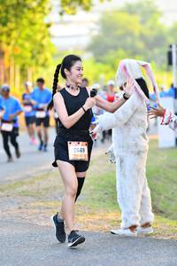 BIB: 
                            <button type="button" onclick="openModal(3093325)" class="btn btn-primary btn-sm float-right btn-popup" data-toggle="modal" data-target=".modal-high-quality">
                        <i class="fas fa-shopping-cart"></i> Add to Cart
                    </button>
                                            <button type="button" onclick="isThisMe(3093325, true)" class="btn btn-success btn-sm float-right btn-popup btn-isme hidden" data-toggle="tooltip" data-placement="bottom" title="นี่คือรูปของคุณใช่ไหม คลิกที่นี่เพื่อเอาเข้าอัลบั้ม">
                        <i class="fas fa-plus"></i> Add to album
                    </button>
                    <button type="button" onclick="isThisMe(3093325, false)" class="btn btn-warning btn-sm float-right btn-popup btn-isnotme hidden">
                        <i class="fas fa-ban"></i> Remove from album
                    </button>