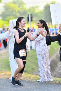 BIB: 
                            <button type="button" onclick="openModal(3093571)" class="btn btn-primary btn-sm float-right btn-popup" data-toggle="modal" data-target=".modal-high-quality">
                        <i class="fas fa-shopping-cart"></i> Add to Cart
                    </button>
                                            <button type="button" onclick="isThisMe(3093571, true)" class="btn btn-success btn-sm float-right btn-popup btn-isme hidden" data-toggle="tooltip" data-placement="bottom" title="นี่คือรูปของคุณใช่ไหม คลิกที่นี่เพื่อเอาเข้าอัลบั้ม">
                        <i class="fas fa-plus"></i> Add to album
                    </button>
                    <button type="button" onclick="isThisMe(3093571, false)" class="btn btn-warning btn-sm float-right btn-popup btn-isnotme hidden">
                        <i class="fas fa-ban"></i> Remove from album
                    </button>