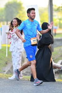 BIB: 9425
                            <button type="button" onclick="openModal(3089144)" class="btn btn-primary btn-sm float-right btn-popup" data-toggle="modal" data-target=".modal-high-quality">
                        <i class="fas fa-shopping-cart"></i> Add to Cart
                    </button>
                                            <button type="button" onclick="isThisMe(3089144, true)" class="btn btn-success btn-sm float-right btn-popup btn-isme hidden" data-toggle="tooltip" data-placement="bottom" title="นี่คือรูปของคุณใช่ไหม คลิกที่นี่เพื่อเอาเข้าอัลบั้ม">
                        <i class="fas fa-plus"></i> Add to album
                    </button>
                    <button type="button" onclick="isThisMe(3089144, false)" class="btn btn-warning btn-sm float-right btn-popup btn-isnotme hidden">
                        <i class="fas fa-ban"></i> Remove from album
                    </button>