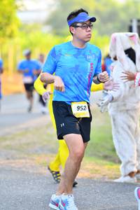 BIB: 952
                            <button type="button" onclick="openModal(3089110)" class="btn btn-primary btn-sm float-right btn-popup" data-toggle="modal" data-target=".modal-high-quality">
                        <i class="fas fa-shopping-cart"></i> Add to Cart
                    </button>
                                            <button type="button" onclick="isThisMe(3089110, true)" class="btn btn-success btn-sm float-right btn-popup btn-isme hidden" data-toggle="tooltip" data-placement="bottom" title="นี่คือรูปของคุณใช่ไหม คลิกที่นี่เพื่อเอาเข้าอัลบั้ม">
                        <i class="fas fa-plus"></i> Add to album
                    </button>
                    <button type="button" onclick="isThisMe(3089110, false)" class="btn btn-warning btn-sm float-right btn-popup btn-isnotme hidden">
                        <i class="fas fa-ban"></i> Remove from album
                    </button>