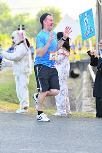 BIB: 
                            <button type="button" onclick="openModal(3088870)" class="btn btn-primary btn-sm float-right btn-popup" data-toggle="modal" data-target=".modal-high-quality">
                        <i class="fas fa-shopping-cart"></i> Add to Cart
                    </button>
                                            <button type="button" onclick="isThisMe(3088870, true)" class="btn btn-success btn-sm float-right btn-popup btn-isme hidden" data-toggle="tooltip" data-placement="bottom" title="นี่คือรูปของคุณใช่ไหม คลิกที่นี่เพื่อเอาเข้าอัลบั้ม">
                        <i class="fas fa-plus"></i> Add to album
                    </button>
                    <button type="button" onclick="isThisMe(3088870, false)" class="btn btn-warning btn-sm float-right btn-popup btn-isnotme hidden">
                        <i class="fas fa-ban"></i> Remove from album
                    </button>