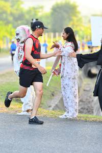 BIB: 
                            <button type="button" onclick="openModal(3090873)" class="btn btn-primary btn-sm float-right btn-popup" data-toggle="modal" data-target=".modal-high-quality">
                        <i class="fas fa-shopping-cart"></i> Add to Cart
                    </button>
                                            <button type="button" onclick="isThisMe(3090873, true)" class="btn btn-success btn-sm float-right btn-popup btn-isme hidden" data-toggle="tooltip" data-placement="bottom" title="นี่คือรูปของคุณใช่ไหม คลิกที่นี่เพื่อเอาเข้าอัลบั้ม">
                        <i class="fas fa-plus"></i> Add to album
                    </button>
                    <button type="button" onclick="isThisMe(3090873, false)" class="btn btn-warning btn-sm float-right btn-popup btn-isnotme hidden">
                        <i class="fas fa-ban"></i> Remove from album
                    </button>