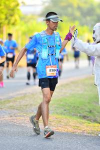 BIB: 8964
                            <button type="button" onclick="openModal(3088890)" class="btn btn-primary btn-sm float-right btn-popup" data-toggle="modal" data-target=".modal-high-quality">
                        <i class="fas fa-shopping-cart"></i> Add to Cart
                    </button>
                                            <button type="button" onclick="isThisMe(3088890, true)" class="btn btn-success btn-sm float-right btn-popup btn-isme hidden" data-toggle="tooltip" data-placement="bottom" title="นี่คือรูปของคุณใช่ไหม คลิกที่นี่เพื่อเอาเข้าอัลบั้ม">
                        <i class="fas fa-plus"></i> Add to album
                    </button>
                    <button type="button" onclick="isThisMe(3088890, false)" class="btn btn-warning btn-sm float-right btn-popup btn-isnotme hidden">
                        <i class="fas fa-ban"></i> Remove from album
                    </button>