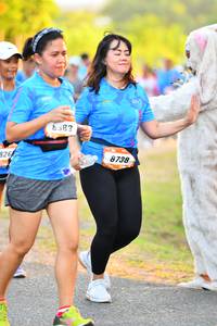 BIB: 8383, 8738
                            <button type="button" onclick="openModal(3106575)" class="btn btn-primary btn-sm float-right btn-popup" data-toggle="modal" data-target=".modal-high-quality">
                        <i class="fas fa-shopping-cart"></i> Add to Cart
                    </button>
                                            <button type="button" onclick="isThisMe(3106575, true)" class="btn btn-success btn-sm float-right btn-popup btn-isme hidden" data-toggle="tooltip" data-placement="bottom" title="นี่คือรูปของคุณใช่ไหม คลิกที่นี่เพื่อเอาเข้าอัลบั้ม">
                        <i class="fas fa-plus"></i> Add to album
                    </button>
                    <button type="button" onclick="isThisMe(3106575, false)" class="btn btn-warning btn-sm float-right btn-popup btn-isnotme hidden">
                        <i class="fas fa-ban"></i> Remove from album
                    </button>