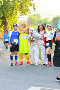 BIB: 6793
                            <button type="button" onclick="openModal(3098729)" class="btn btn-primary btn-sm float-right btn-popup" data-toggle="modal" data-target=".modal-high-quality">
                        <i class="fas fa-shopping-cart"></i> Add to Cart
                    </button>
                                            <button type="button" onclick="isThisMe(3098729, true)" class="btn btn-success btn-sm float-right btn-popup btn-isme hidden" data-toggle="tooltip" data-placement="bottom" title="นี่คือรูปของคุณใช่ไหม คลิกที่นี่เพื่อเอาเข้าอัลบั้ม">
                        <i class="fas fa-plus"></i> Add to album
                    </button>
                    <button type="button" onclick="isThisMe(3098729, false)" class="btn btn-warning btn-sm float-right btn-popup btn-isnotme hidden">
                        <i class="fas fa-ban"></i> Remove from album
                    </button>