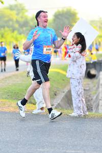 BIB: 9490
                            <button type="button" onclick="openModal(3088868)" class="btn btn-primary btn-sm float-right btn-popup" data-toggle="modal" data-target=".modal-high-quality">
                        <i class="fas fa-shopping-cart"></i> Add to Cart
                    </button>
                                            <button type="button" onclick="isThisMe(3088868, true)" class="btn btn-success btn-sm float-right btn-popup btn-isme hidden" data-toggle="tooltip" data-placement="bottom" title="นี่คือรูปของคุณใช่ไหม คลิกที่นี่เพื่อเอาเข้าอัลบั้ม">
                        <i class="fas fa-plus"></i> Add to album
                    </button>
                    <button type="button" onclick="isThisMe(3088868, false)" class="btn btn-warning btn-sm float-right btn-popup btn-isnotme hidden">
                        <i class="fas fa-ban"></i> Remove from album
                    </button>