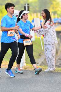 BIB: 9153, 9863
                            <button type="button" onclick="openModal(3091853)" class="btn btn-primary btn-sm float-right btn-popup" data-toggle="modal" data-target=".modal-high-quality">
                        <i class="fas fa-shopping-cart"></i> Add to Cart
                    </button>
                                            <button type="button" onclick="isThisMe(3091853, true)" class="btn btn-success btn-sm float-right btn-popup btn-isme hidden" data-toggle="tooltip" data-placement="bottom" title="นี่คือรูปของคุณใช่ไหม คลิกที่นี่เพื่อเอาเข้าอัลบั้ม">
                        <i class="fas fa-plus"></i> Add to album
                    </button>
                    <button type="button" onclick="isThisMe(3091853, false)" class="btn btn-warning btn-sm float-right btn-popup btn-isnotme hidden">
                        <i class="fas fa-ban"></i> Remove from album
                    </button>