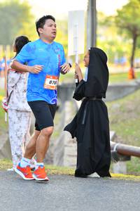 BIB: 
                            <button type="button" onclick="openModal(3090186)" class="btn btn-primary btn-sm float-right btn-popup" data-toggle="modal" data-target=".modal-high-quality">
                        <i class="fas fa-shopping-cart"></i> Add to Cart
                    </button>
                                            <button type="button" onclick="isThisMe(3090186, true)" class="btn btn-success btn-sm float-right btn-popup btn-isme hidden" data-toggle="tooltip" data-placement="bottom" title="นี่คือรูปของคุณใช่ไหม คลิกที่นี่เพื่อเอาเข้าอัลบั้ม">
                        <i class="fas fa-plus"></i> Add to album
                    </button>
                    <button type="button" onclick="isThisMe(3090186, false)" class="btn btn-warning btn-sm float-right btn-popup btn-isnotme hidden">
                        <i class="fas fa-ban"></i> Remove from album
                    </button>