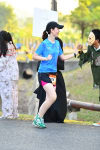 BIB: 
                            <button type="button" onclick="openModal(3090309)" class="btn btn-primary btn-sm float-right btn-popup" data-toggle="modal" data-target=".modal-high-quality">
                        <i class="fas fa-shopping-cart"></i> Add to Cart
                    </button>
                                            <button type="button" onclick="isThisMe(3090309, true)" class="btn btn-success btn-sm float-right btn-popup btn-isme hidden" data-toggle="tooltip" data-placement="bottom" title="นี่คือรูปของคุณใช่ไหม คลิกที่นี่เพื่อเอาเข้าอัลบั้ม">
                        <i class="fas fa-plus"></i> Add to album
                    </button>
                    <button type="button" onclick="isThisMe(3090309, false)" class="btn btn-warning btn-sm float-right btn-popup btn-isnotme hidden">
                        <i class="fas fa-ban"></i> Remove from album
                    </button>