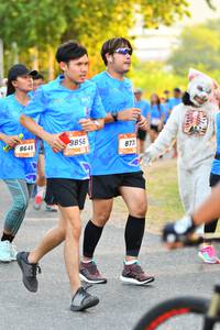 BIB: 8648, 856, 877
                            <button type="button" onclick="openModal(3103318)" class="btn btn-primary btn-sm float-right btn-popup" data-toggle="modal" data-target=".modal-high-quality">
                        <i class="fas fa-shopping-cart"></i> Add to Cart
                    </button>
                                            <button type="button" onclick="isThisMe(3103318, true)" class="btn btn-success btn-sm float-right btn-popup btn-isme hidden" data-toggle="tooltip" data-placement="bottom" title="นี่คือรูปของคุณใช่ไหม คลิกที่นี่เพื่อเอาเข้าอัลบั้ม">
                        <i class="fas fa-plus"></i> Add to album
                    </button>
                    <button type="button" onclick="isThisMe(3103318, false)" class="btn btn-warning btn-sm float-right btn-popup btn-isnotme hidden">
                        <i class="fas fa-ban"></i> Remove from album
                    </button>