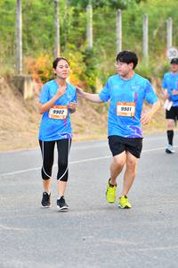BIB: 9901, 9902
                            <button type="button" onclick="openModal(3113327)" class="btn btn-primary btn-sm float-right btn-popup" data-toggle="modal" data-target=".modal-high-quality">
                        <i class="fas fa-shopping-cart"></i> Add to Cart
                    </button>
                                            <button type="button" onclick="isThisMe(3113327, true)" class="btn btn-success btn-sm float-right btn-popup btn-isme hidden" data-toggle="tooltip" data-placement="bottom" title="นี่คือรูปของคุณใช่ไหม คลิกที่นี่เพื่อเอาเข้าอัลบั้ม">
                        <i class="fas fa-plus"></i> Add to album
                    </button>
                    <button type="button" onclick="isThisMe(3113327, false)" class="btn btn-warning btn-sm float-right btn-popup btn-isnotme hidden">
                        <i class="fas fa-ban"></i> Remove from album
                    </button>