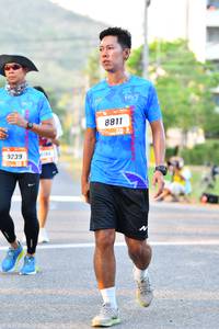 BIB: 8811, 9239
                            <button type="button" onclick="openModal(3095092)" class="btn btn-primary btn-sm float-right btn-popup" data-toggle="modal" data-target=".modal-high-quality">
                        <i class="fas fa-shopping-cart"></i> Add to Cart
                    </button>
                                            <button type="button" onclick="isThisMe(3095092, true)" class="btn btn-success btn-sm float-right btn-popup btn-isme hidden" data-toggle="tooltip" data-placement="bottom" title="นี่คือรูปของคุณใช่ไหม คลิกที่นี่เพื่อเอาเข้าอัลบั้ม">
                        <i class="fas fa-plus"></i> Add to album
                    </button>
                    <button type="button" onclick="isThisMe(3095092, false)" class="btn btn-warning btn-sm float-right btn-popup btn-isnotme hidden">
                        <i class="fas fa-ban"></i> Remove from album
                    </button>