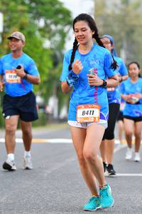 BIB: 8411
                            <button type="button" onclick="openModal(3100230)" class="btn btn-primary btn-sm float-right btn-popup" data-toggle="modal" data-target=".modal-high-quality">
                        <i class="fas fa-shopping-cart"></i> Add to Cart
                    </button>
                                            <button type="button" onclick="isThisMe(3100230, true)" class="btn btn-success btn-sm float-right btn-popup btn-isme hidden" data-toggle="tooltip" data-placement="bottom" title="นี่คือรูปของคุณใช่ไหม คลิกที่นี่เพื่อเอาเข้าอัลบั้ม">
                        <i class="fas fa-plus"></i> Add to album
                    </button>
                    <button type="button" onclick="isThisMe(3100230, false)" class="btn btn-warning btn-sm float-right btn-popup btn-isnotme hidden">
                        <i class="fas fa-ban"></i> Remove from album
                    </button>