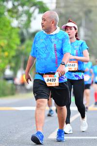 BIB: 9040, 8433
                            <button type="button" onclick="openModal(3104393)" class="btn btn-primary btn-sm float-right btn-popup" data-toggle="modal" data-target=".modal-high-quality">
                        <i class="fas fa-shopping-cart"></i> Add to Cart
                    </button>
                                            <button type="button" onclick="isThisMe(3104393, true)" class="btn btn-success btn-sm float-right btn-popup btn-isme hidden" data-toggle="tooltip" data-placement="bottom" title="นี่คือรูปของคุณใช่ไหม คลิกที่นี่เพื่อเอาเข้าอัลบั้ม">
                        <i class="fas fa-plus"></i> Add to album
                    </button>
                    <button type="button" onclick="isThisMe(3104393, false)" class="btn btn-warning btn-sm float-right btn-popup btn-isnotme hidden">
                        <i class="fas fa-ban"></i> Remove from album
                    </button>