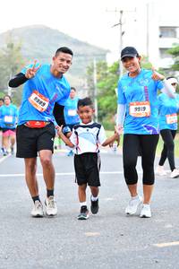 BIB: 9919, 8889
                            <button type="button" onclick="openModal(3099446)" class="btn btn-primary btn-sm float-right btn-popup" data-toggle="modal" data-target=".modal-high-quality">
                        <i class="fas fa-shopping-cart"></i> Add to Cart
                    </button>
                                            <button type="button" onclick="isThisMe(3099446, true)" class="btn btn-success btn-sm float-right btn-popup btn-isme hidden" data-toggle="tooltip" data-placement="bottom" title="นี่คือรูปของคุณใช่ไหม คลิกที่นี่เพื่อเอาเข้าอัลบั้ม">
                        <i class="fas fa-plus"></i> Add to album
                    </button>
                    <button type="button" onclick="isThisMe(3099446, false)" class="btn btn-warning btn-sm float-right btn-popup btn-isnotme hidden">
                        <i class="fas fa-ban"></i> Remove from album
                    </button>