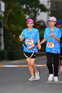 BIB: 9125, 9128
                            <button type="button" onclick="openModal(3122730)" class="btn btn-primary btn-sm float-right btn-popup" data-toggle="modal" data-target=".modal-high-quality">
                        <i class="fas fa-shopping-cart"></i> Add to Cart
                    </button>
                                            <button type="button" onclick="isThisMe(3122730, true)" class="btn btn-success btn-sm float-right btn-popup btn-isme hidden" data-toggle="tooltip" data-placement="bottom" title="นี่คือรูปของคุณใช่ไหม คลิกที่นี่เพื่อเอาเข้าอัลบั้ม">
                        <i class="fas fa-plus"></i> Add to album
                    </button>
                    <button type="button" onclick="isThisMe(3122730, false)" class="btn btn-warning btn-sm float-right btn-popup btn-isnotme hidden">
                        <i class="fas fa-ban"></i> Remove from album
                    </button>