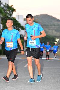 BIB: 6675, 8036
                            <button type="button" onclick="openModal(3116985)" class="btn btn-primary btn-sm float-right btn-popup" data-toggle="modal" data-target=".modal-high-quality">
                        <i class="fas fa-shopping-cart"></i> Add to Cart
                    </button>
                                            <button type="button" onclick="isThisMe(3116985, true)" class="btn btn-success btn-sm float-right btn-popup btn-isme hidden" data-toggle="tooltip" data-placement="bottom" title="นี่คือรูปของคุณใช่ไหม คลิกที่นี่เพื่อเอาเข้าอัลบั้ม">
                        <i class="fas fa-plus"></i> Add to album
                    </button>
                    <button type="button" onclick="isThisMe(3116985, false)" class="btn btn-warning btn-sm float-right btn-popup btn-isnotme hidden">
                        <i class="fas fa-ban"></i> Remove from album
                    </button>