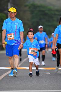 BIB: 9362, 936
                            <button type="button" onclick="openModal(3114917)" class="btn btn-primary btn-sm float-right btn-popup" data-toggle="modal" data-target=".modal-high-quality">
                        <i class="fas fa-shopping-cart"></i> Add to Cart
                    </button>
                                            <button type="button" onclick="isThisMe(3114917, true)" class="btn btn-success btn-sm float-right btn-popup btn-isme hidden" data-toggle="tooltip" data-placement="bottom" title="นี่คือรูปของคุณใช่ไหม คลิกที่นี่เพื่อเอาเข้าอัลบั้ม">
                        <i class="fas fa-plus"></i> Add to album
                    </button>
                    <button type="button" onclick="isThisMe(3114917, false)" class="btn btn-warning btn-sm float-right btn-popup btn-isnotme hidden">
                        <i class="fas fa-ban"></i> Remove from album
                    </button>