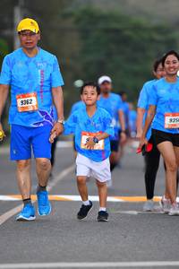 BIB: 9362, 935
                            <button type="button" onclick="openModal(3114886)" class="btn btn-primary btn-sm float-right btn-popup" data-toggle="modal" data-target=".modal-high-quality">
                        <i class="fas fa-shopping-cart"></i> Add to Cart
                    </button>
                                            <button type="button" onclick="isThisMe(3114886, true)" class="btn btn-success btn-sm float-right btn-popup btn-isme hidden" data-toggle="tooltip" data-placement="bottom" title="นี่คือรูปของคุณใช่ไหม คลิกที่นี่เพื่อเอาเข้าอัลบั้ม">
                        <i class="fas fa-plus"></i> Add to album
                    </button>
                    <button type="button" onclick="isThisMe(3114886, false)" class="btn btn-warning btn-sm float-right btn-popup btn-isnotme hidden">
                        <i class="fas fa-ban"></i> Remove from album
                    </button>