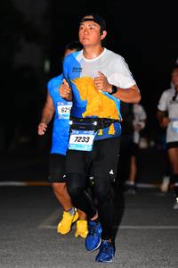 BIB: 7233
                            <button type="button" onclick="openModal(3104015)" class="btn btn-primary btn-sm float-right btn-popup" data-toggle="modal" data-target=".modal-high-quality">
                        <i class="fas fa-shopping-cart"></i> Add to Cart
                    </button>
                                            <button type="button" onclick="isThisMe(3104015, true)" class="btn btn-success btn-sm float-right btn-popup btn-isme hidden" data-toggle="tooltip" data-placement="bottom" title="นี่คือรูปของคุณใช่ไหม คลิกที่นี่เพื่อเอาเข้าอัลบั้ม">
                        <i class="fas fa-plus"></i> Add to album
                    </button>
                    <button type="button" onclick="isThisMe(3104015, false)" class="btn btn-warning btn-sm float-right btn-popup btn-isnotme hidden">
                        <i class="fas fa-ban"></i> Remove from album
                    </button>