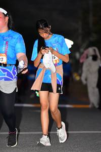 BIB: 
                            <button type="button" onclick="openModal(3096002)" class="btn btn-primary btn-sm float-right btn-popup" data-toggle="modal" data-target=".modal-high-quality">
                        <i class="fas fa-shopping-cart"></i> Add to Cart
                    </button>
                                            <button type="button" onclick="isThisMe(3096002, true)" class="btn btn-success btn-sm float-right btn-popup btn-isme hidden" data-toggle="tooltip" data-placement="bottom" title="นี่คือรูปของคุณใช่ไหม คลิกที่นี่เพื่อเอาเข้าอัลบั้ม">
                        <i class="fas fa-plus"></i> Add to album
                    </button>
                    <button type="button" onclick="isThisMe(3096002, false)" class="btn btn-warning btn-sm float-right btn-popup btn-isnotme hidden">
                        <i class="fas fa-ban"></i> Remove from album
                    </button>