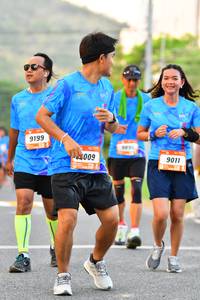 BIB: 9199, 009, 9011
                            <button type="button" onclick="openModal(3106816)" class="btn btn-primary btn-sm float-right btn-popup" data-toggle="modal" data-target=".modal-high-quality">
                        <i class="fas fa-shopping-cart"></i> Add to Cart
                    </button>
                                            <button type="button" onclick="isThisMe(3106816, true)" class="btn btn-success btn-sm float-right btn-popup btn-isme hidden" data-toggle="tooltip" data-placement="bottom" title="นี่คือรูปของคุณใช่ไหม คลิกที่นี่เพื่อเอาเข้าอัลบั้ม">
                        <i class="fas fa-plus"></i> Add to album
                    </button>
                    <button type="button" onclick="isThisMe(3106816, false)" class="btn btn-warning btn-sm float-right btn-popup btn-isnotme hidden">
                        <i class="fas fa-ban"></i> Remove from album
                    </button>