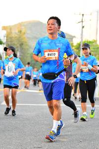 BIB: 8410, 409
                            <button type="button" onclick="openModal(3103559)" class="btn btn-primary btn-sm float-right btn-popup" data-toggle="modal" data-target=".modal-high-quality">
                        <i class="fas fa-shopping-cart"></i> Add to Cart
                    </button>
                                            <button type="button" onclick="isThisMe(3103559, true)" class="btn btn-success btn-sm float-right btn-popup btn-isme hidden" data-toggle="tooltip" data-placement="bottom" title="นี่คือรูปของคุณใช่ไหม คลิกที่นี่เพื่อเอาเข้าอัลบั้ม">
                        <i class="fas fa-plus"></i> Add to album
                    </button>
                    <button type="button" onclick="isThisMe(3103559, false)" class="btn btn-warning btn-sm float-right btn-popup btn-isnotme hidden">
                        <i class="fas fa-ban"></i> Remove from album
                    </button>