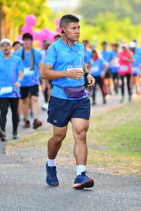 BIB: 
                            <button type="button" onclick="openModal(3102031)" class="btn btn-primary btn-sm float-right btn-popup" data-toggle="modal" data-target=".modal-high-quality">
                        <i class="fas fa-shopping-cart"></i> Add to Cart
                    </button>
                                            <button type="button" onclick="isThisMe(3102031, true)" class="btn btn-success btn-sm float-right btn-popup btn-isme hidden" data-toggle="tooltip" data-placement="bottom" title="นี่คือรูปของคุณใช่ไหม คลิกที่นี่เพื่อเอาเข้าอัลบั้ม">
                        <i class="fas fa-plus"></i> Add to album
                    </button>
                    <button type="button" onclick="isThisMe(3102031, false)" class="btn btn-warning btn-sm float-right btn-popup btn-isnotme hidden">
                        <i class="fas fa-ban"></i> Remove from album
                    </button>