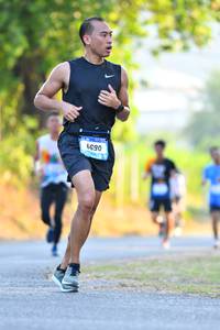 BIB: 6690
                            <button type="button" onclick="openModal(3088204)" class="btn btn-primary btn-sm float-right btn-popup" data-toggle="modal" data-target=".modal-high-quality">
                        <i class="fas fa-shopping-cart"></i> Add to Cart
                    </button>
                                            <button type="button" onclick="isThisMe(3088204, true)" class="btn btn-success btn-sm float-right btn-popup btn-isme hidden" data-toggle="tooltip" data-placement="bottom" title="นี่คือรูปของคุณใช่ไหม คลิกที่นี่เพื่อเอาเข้าอัลบั้ม">
                        <i class="fas fa-plus"></i> Add to album
                    </button>
                    <button type="button" onclick="isThisMe(3088204, false)" class="btn btn-warning btn-sm float-right btn-popup btn-isnotme hidden">
                        <i class="fas fa-ban"></i> Remove from album
                    </button>