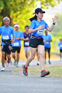 BIB: 6860
                            <button type="button" onclick="openModal(3091315)" class="btn btn-primary btn-sm float-right btn-popup" data-toggle="modal" data-target=".modal-high-quality">
                        <i class="fas fa-shopping-cart"></i> Add to Cart
                    </button>
                                            <button type="button" onclick="isThisMe(3091315, true)" class="btn btn-success btn-sm float-right btn-popup btn-isme hidden" data-toggle="tooltip" data-placement="bottom" title="นี่คือรูปของคุณใช่ไหม คลิกที่นี่เพื่อเอาเข้าอัลบั้ม">
                        <i class="fas fa-plus"></i> Add to album
                    </button>
                    <button type="button" onclick="isThisMe(3091315, false)" class="btn btn-warning btn-sm float-right btn-popup btn-isnotme hidden">
                        <i class="fas fa-ban"></i> Remove from album
                    </button>