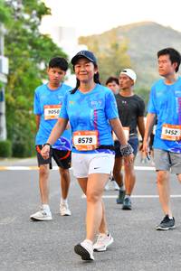 BIB: 9050, 9452, 8579
                            <button type="button" onclick="openModal(3121923)" class="btn btn-primary btn-sm float-right btn-popup" data-toggle="modal" data-target=".modal-high-quality">
                        <i class="fas fa-shopping-cart"></i> Add to Cart
                    </button>
                                            <button type="button" onclick="isThisMe(3121923, true)" class="btn btn-success btn-sm float-right btn-popup btn-isme hidden" data-toggle="tooltip" data-placement="bottom" title="นี่คือรูปของคุณใช่ไหม คลิกที่นี่เพื่อเอาเข้าอัลบั้ม">
                        <i class="fas fa-plus"></i> Add to album
                    </button>
                    <button type="button" onclick="isThisMe(3121923, false)" class="btn btn-warning btn-sm float-right btn-popup btn-isnotme hidden">
                        <i class="fas fa-ban"></i> Remove from album
                    </button>