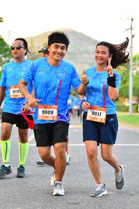 BIB: 919, 9011, 9009
                            <button type="button" onclick="openModal(3106972)" class="btn btn-primary btn-sm float-right btn-popup" data-toggle="modal" data-target=".modal-high-quality">
                        <i class="fas fa-shopping-cart"></i> Add to Cart
                    </button>
                                            <button type="button" onclick="isThisMe(3106972, true)" class="btn btn-success btn-sm float-right btn-popup btn-isme hidden" data-toggle="tooltip" data-placement="bottom" title="นี่คือรูปของคุณใช่ไหม คลิกที่นี่เพื่อเอาเข้าอัลบั้ม">
                        <i class="fas fa-plus"></i> Add to album
                    </button>
                    <button type="button" onclick="isThisMe(3106972, false)" class="btn btn-warning btn-sm float-right btn-popup btn-isnotme hidden">
                        <i class="fas fa-ban"></i> Remove from album
                    </button>