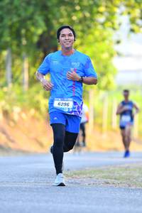 BIB: 6296
                            <button type="button" onclick="openModal(3088300)" class="btn btn-primary btn-sm float-right btn-popup" data-toggle="modal" data-target=".modal-high-quality">
                        <i class="fas fa-shopping-cart"></i> Add to Cart
                    </button>
                                            <button type="button" onclick="isThisMe(3088300, true)" class="btn btn-success btn-sm float-right btn-popup btn-isme hidden" data-toggle="tooltip" data-placement="bottom" title="นี่คือรูปของคุณใช่ไหม คลิกที่นี่เพื่อเอาเข้าอัลบั้ม">
                        <i class="fas fa-plus"></i> Add to album
                    </button>
                    <button type="button" onclick="isThisMe(3088300, false)" class="btn btn-warning btn-sm float-right btn-popup btn-isnotme hidden">
                        <i class="fas fa-ban"></i> Remove from album
                    </button>