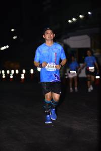 BIB: 6618
                            <button type="button" onclick="openModal(3253150)" class="btn btn-primary btn-sm float-right btn-popup" data-toggle="modal" data-target=".modal-high-quality">
                        <i class="fas fa-shopping-cart"></i> Add to Cart
                    </button>
                                            <button type="button" onclick="isThisMe(3253150, true)" class="btn btn-success btn-sm float-right btn-popup btn-isme hidden" data-toggle="tooltip" data-placement="bottom" title="นี่คือรูปของคุณใช่ไหม คลิกที่นี่เพื่อเอาเข้าอัลบั้ม">
                        <i class="fas fa-plus"></i> Add to album
                    </button>
                    <button type="button" onclick="isThisMe(3253150, false)" class="btn btn-warning btn-sm float-right btn-popup btn-isnotme hidden">
                        <i class="fas fa-ban"></i> Remove from album
                    </button>