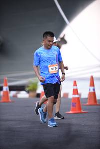 BIB: 9424
                            <button type="button" onclick="openModal(3206813)" class="btn btn-primary btn-sm float-right btn-popup" data-toggle="modal" data-target=".modal-high-quality">
                        <i class="fas fa-shopping-cart"></i> Add to Cart
                    </button>
                                            <button type="button" onclick="isThisMe(3206813, true)" class="btn btn-success btn-sm float-right btn-popup btn-isme hidden" data-toggle="tooltip" data-placement="bottom" title="นี่คือรูปของคุณใช่ไหม คลิกที่นี่เพื่อเอาเข้าอัลบั้ม">
                        <i class="fas fa-plus"></i> Add to album
                    </button>
                    <button type="button" onclick="isThisMe(3206813, false)" class="btn btn-warning btn-sm float-right btn-popup btn-isnotme hidden">
                        <i class="fas fa-ban"></i> Remove from album
                    </button>