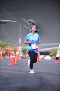 BIB: 8335
                            <button type="button" onclick="openModal(3409702)" class="btn btn-primary btn-sm float-right btn-popup" data-toggle="modal" data-target=".modal-high-quality">
                        <i class="fas fa-shopping-cart"></i> Add to Cart
                    </button>
                                            <button type="button" onclick="isThisMe(3409702, true)" class="btn btn-success btn-sm float-right btn-popup btn-isme hidden" data-toggle="tooltip" data-placement="bottom" title="นี่คือรูปของคุณใช่ไหม คลิกที่นี่เพื่อเอาเข้าอัลบั้ม">
                        <i class="fas fa-plus"></i> Add to album
                    </button>
                    <button type="button" onclick="isThisMe(3409702, false)" class="btn btn-warning btn-sm float-right btn-popup btn-isnotme hidden">
                        <i class="fas fa-ban"></i> Remove from album
                    </button>
