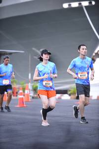 BIB: 8232, 8231
                            <button type="button" onclick="openModal(3413111)" class="btn btn-primary btn-sm float-right btn-popup" data-toggle="modal" data-target=".modal-high-quality">
                        <i class="fas fa-shopping-cart"></i> Add to Cart
                    </button>
                                            <button type="button" onclick="isThisMe(3413111, true)" class="btn btn-success btn-sm float-right btn-popup btn-isme hidden" data-toggle="tooltip" data-placement="bottom" title="นี่คือรูปของคุณใช่ไหม คลิกที่นี่เพื่อเอาเข้าอัลบั้ม">
                        <i class="fas fa-plus"></i> Add to album
                    </button>
                    <button type="button" onclick="isThisMe(3413111, false)" class="btn btn-warning btn-sm float-right btn-popup btn-isnotme hidden">
                        <i class="fas fa-ban"></i> Remove from album
                    </button>