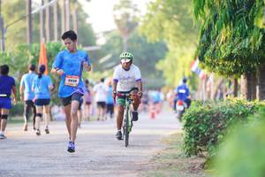 BIB: 8898
                            <button type="button" onclick="openModal(3138936)" class="btn btn-primary btn-sm float-right btn-popup" data-toggle="modal" data-target=".modal-high-quality">
                        <i class="fas fa-shopping-cart"></i> Add to Cart
                    </button>
                                            <button type="button" onclick="isThisMe(3138936, true)" class="btn btn-success btn-sm float-right btn-popup btn-isme hidden" data-toggle="tooltip" data-placement="bottom" title="นี่คือรูปของคุณใช่ไหม คลิกที่นี่เพื่อเอาเข้าอัลบั้ม">
                        <i class="fas fa-plus"></i> Add to album
                    </button>
                    <button type="button" onclick="isThisMe(3138936, false)" class="btn btn-warning btn-sm float-right btn-popup btn-isnotme hidden">
                        <i class="fas fa-ban"></i> Remove from album
                    </button>