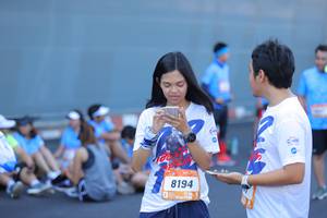 BIB: 8194
                            <button type="button" onclick="openModal(3128568)" class="btn btn-primary btn-sm float-right btn-popup" data-toggle="modal" data-target=".modal-high-quality">
                        <i class="fas fa-shopping-cart"></i> Add to Cart
                    </button>
                                            <button type="button" onclick="isThisMe(3128568, true)" class="btn btn-success btn-sm float-right btn-popup btn-isme hidden" data-toggle="tooltip" data-placement="bottom" title="นี่คือรูปของคุณใช่ไหม คลิกที่นี่เพื่อเอาเข้าอัลบั้ม">
                        <i class="fas fa-plus"></i> Add to album
                    </button>
                    <button type="button" onclick="isThisMe(3128568, false)" class="btn btn-warning btn-sm float-right btn-popup btn-isnotme hidden">
                        <i class="fas fa-ban"></i> Remove from album
                    </button>