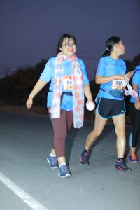 BIB: 803
                            <button type="button" onclick="openModal(3322660)" class="btn btn-primary btn-sm float-right btn-popup" data-toggle="modal" data-target=".modal-high-quality">
                        <i class="fas fa-shopping-cart"></i> Add to Cart
                    </button>
                                            <button type="button" onclick="isThisMe(3322660, true)" class="btn btn-success btn-sm float-right btn-popup btn-isme hidden" data-toggle="tooltip" data-placement="bottom" title="นี่คือรูปของคุณใช่ไหม คลิกที่นี่เพื่อเอาเข้าอัลบั้ม">
                        <i class="fas fa-plus"></i> Add to album
                    </button>
                    <button type="button" onclick="isThisMe(3322660, false)" class="btn btn-warning btn-sm float-right btn-popup btn-isnotme hidden">
                        <i class="fas fa-ban"></i> Remove from album
                    </button>