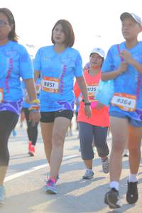 BIB: 8051, 3135, 9364
                            <button type="button" onclick="openModal(3154273)" class="btn btn-primary btn-sm float-right btn-popup" data-toggle="modal" data-target=".modal-high-quality">
                        <i class="fas fa-shopping-cart"></i> Add to Cart
                    </button>
                                            <button type="button" onclick="isThisMe(3154273, true)" class="btn btn-success btn-sm float-right btn-popup btn-isme hidden" data-toggle="tooltip" data-placement="bottom" title="นี่คือรูปของคุณใช่ไหม คลิกที่นี่เพื่อเอาเข้าอัลบั้ม">
                        <i class="fas fa-plus"></i> Add to album
                    </button>
                    <button type="button" onclick="isThisMe(3154273, false)" class="btn btn-warning btn-sm float-right btn-popup btn-isnotme hidden">
                        <i class="fas fa-ban"></i> Remove from album
                    </button>