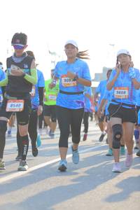 BIB: 908, 9808, 8540, 9083
                            <button type="button" onclick="openModal(3155487)" class="btn btn-primary btn-sm float-right btn-popup" data-toggle="modal" data-target=".modal-high-quality">
                        <i class="fas fa-shopping-cart"></i> Add to Cart
                    </button>
                                            <button type="button" onclick="isThisMe(3155487, true)" class="btn btn-success btn-sm float-right btn-popup btn-isme hidden" data-toggle="tooltip" data-placement="bottom" title="นี่คือรูปของคุณใช่ไหม คลิกที่นี่เพื่อเอาเข้าอัลบั้ม">
                        <i class="fas fa-plus"></i> Add to album
                    </button>
                    <button type="button" onclick="isThisMe(3155487, false)" class="btn btn-warning btn-sm float-right btn-popup btn-isnotme hidden">
                        <i class="fas fa-ban"></i> Remove from album
                    </button>