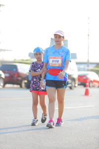 BIB: 9188
                            <button type="button" onclick="openModal(3169098)" class="btn btn-primary btn-sm float-right btn-popup" data-toggle="modal" data-target=".modal-high-quality">
                        <i class="fas fa-shopping-cart"></i> Add to Cart
                    </button>
                                            <button type="button" onclick="isThisMe(3169098, true)" class="btn btn-success btn-sm float-right btn-popup btn-isme hidden" data-toggle="tooltip" data-placement="bottom" title="นี่คือรูปของคุณใช่ไหม คลิกที่นี่เพื่อเอาเข้าอัลบั้ม">
                        <i class="fas fa-plus"></i> Add to album
                    </button>
                    <button type="button" onclick="isThisMe(3169098, false)" class="btn btn-warning btn-sm float-right btn-popup btn-isnotme hidden">
                        <i class="fas fa-ban"></i> Remove from album
                    </button>