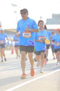 BIB: 9332
                            <button type="button" onclick="openModal(3165869)" class="btn btn-primary btn-sm float-right btn-popup" data-toggle="modal" data-target=".modal-high-quality">
                        <i class="fas fa-shopping-cart"></i> Add to Cart
                    </button>
                                            <button type="button" onclick="isThisMe(3165869, true)" class="btn btn-success btn-sm float-right btn-popup btn-isme hidden" data-toggle="tooltip" data-placement="bottom" title="นี่คือรูปของคุณใช่ไหม คลิกที่นี่เพื่อเอาเข้าอัลบั้ม">
                        <i class="fas fa-plus"></i> Add to album
                    </button>
                    <button type="button" onclick="isThisMe(3165869, false)" class="btn btn-warning btn-sm float-right btn-popup btn-isnotme hidden">
                        <i class="fas fa-ban"></i> Remove from album
                    </button>