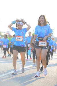 BIB: 8688, 9858
                            <button type="button" onclick="openModal(3160469)" class="btn btn-primary btn-sm float-right btn-popup" data-toggle="modal" data-target=".modal-high-quality">
                        <i class="fas fa-shopping-cart"></i> Add to Cart
                    </button>
                                            <button type="button" onclick="isThisMe(3160469, true)" class="btn btn-success btn-sm float-right btn-popup btn-isme hidden" data-toggle="tooltip" data-placement="bottom" title="นี่คือรูปของคุณใช่ไหม คลิกที่นี่เพื่อเอาเข้าอัลบั้ม">
                        <i class="fas fa-plus"></i> Add to album
                    </button>
                    <button type="button" onclick="isThisMe(3160469, false)" class="btn btn-warning btn-sm float-right btn-popup btn-isnotme hidden">
                        <i class="fas fa-ban"></i> Remove from album
                    </button>